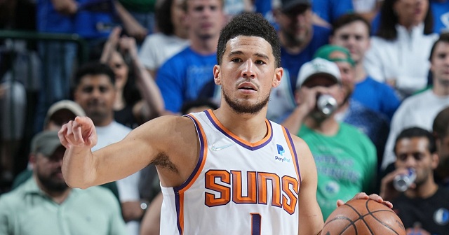 NBA 2K23 Player Guide Best Shooting Guards for NBA 2K23 MyTeam Mode.jpg